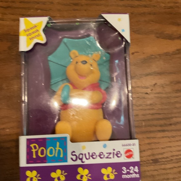 Disney's Winne The Pooh Collectibles Squeezie Set - Multicolor - Picture 4 of 8